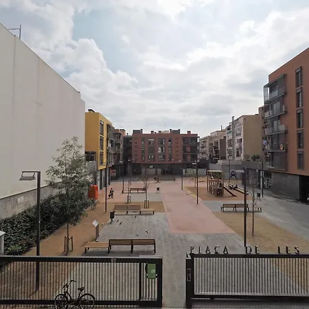 Gracia Terrace Design Apartment *